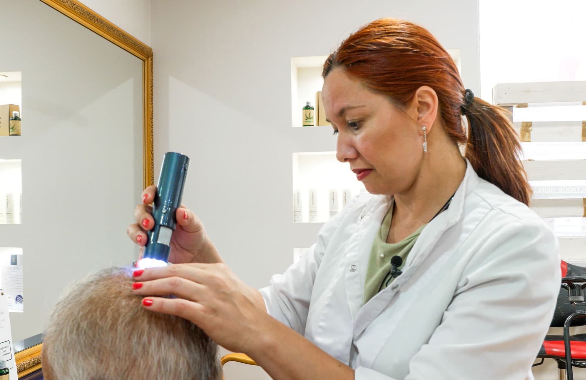  ¡Combate la alopecia con tratamientos modernos!