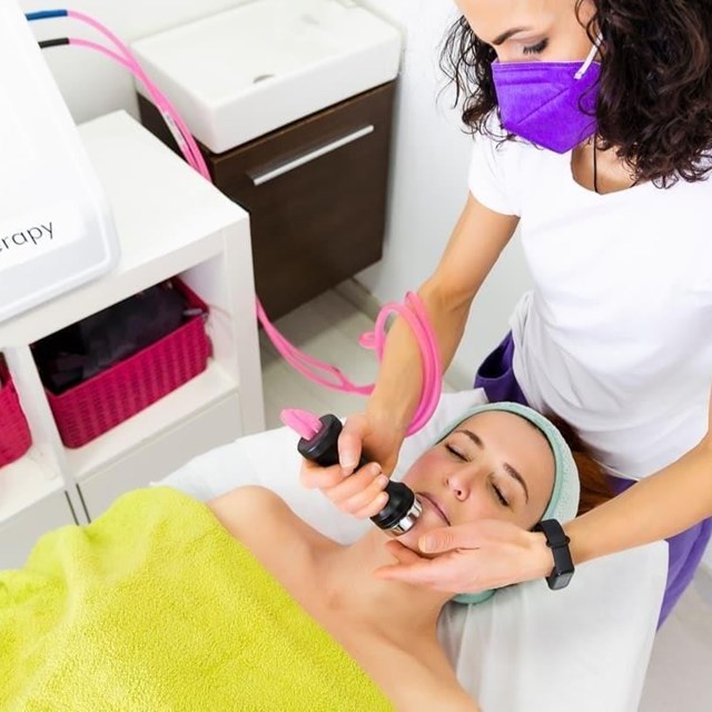 ¿La crioterapia facial es apta para todas las pieles?