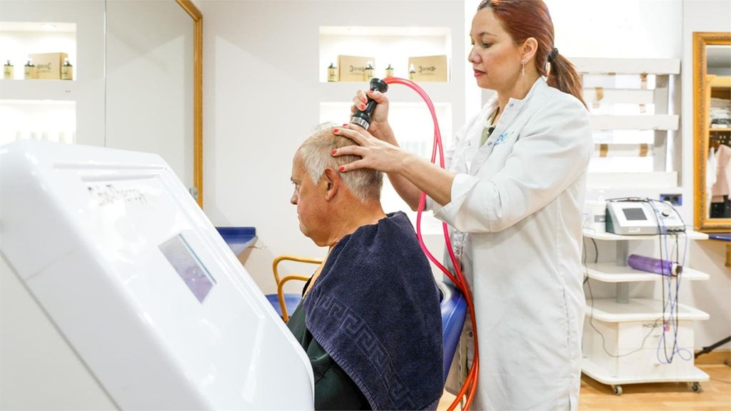 ¿Qué diferencia hay entre la crioterapia capilar y otros tratamientos para el cabello?